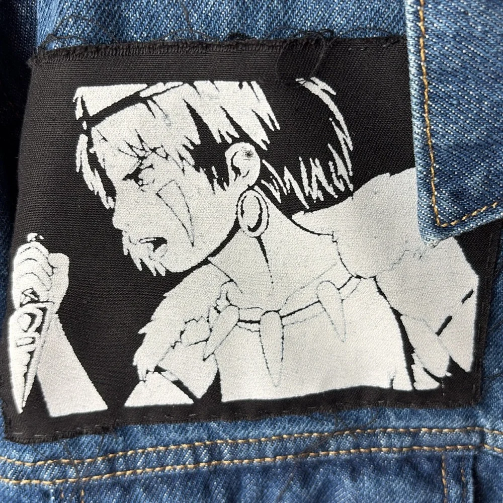 Upcycled Levi's Classic Blue Denim Jacket with Manga Patches - Picture 3 of 6